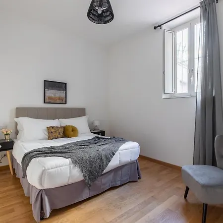 Appartement Iflat Spanish Steps Elegant *