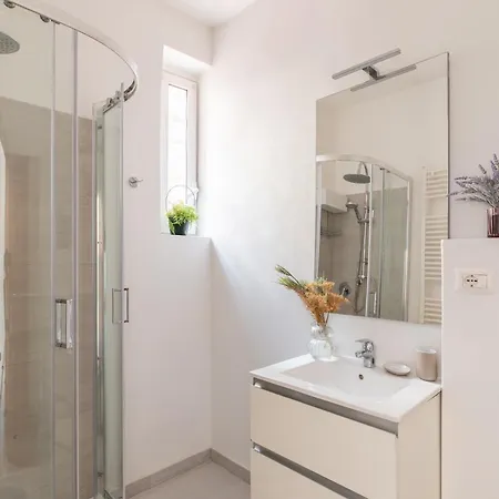 Iflat Spanish Steps Elegant Apartman Róma